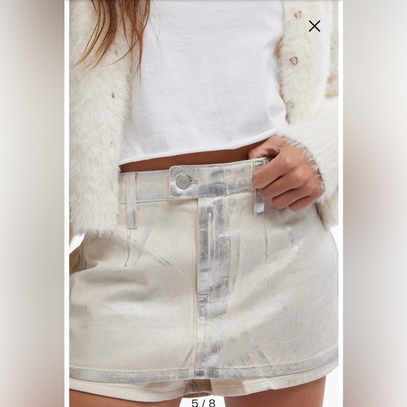 NEW FREE PEOPLE - Galivanting Metallic Denim Skort - Picture 2 of 13